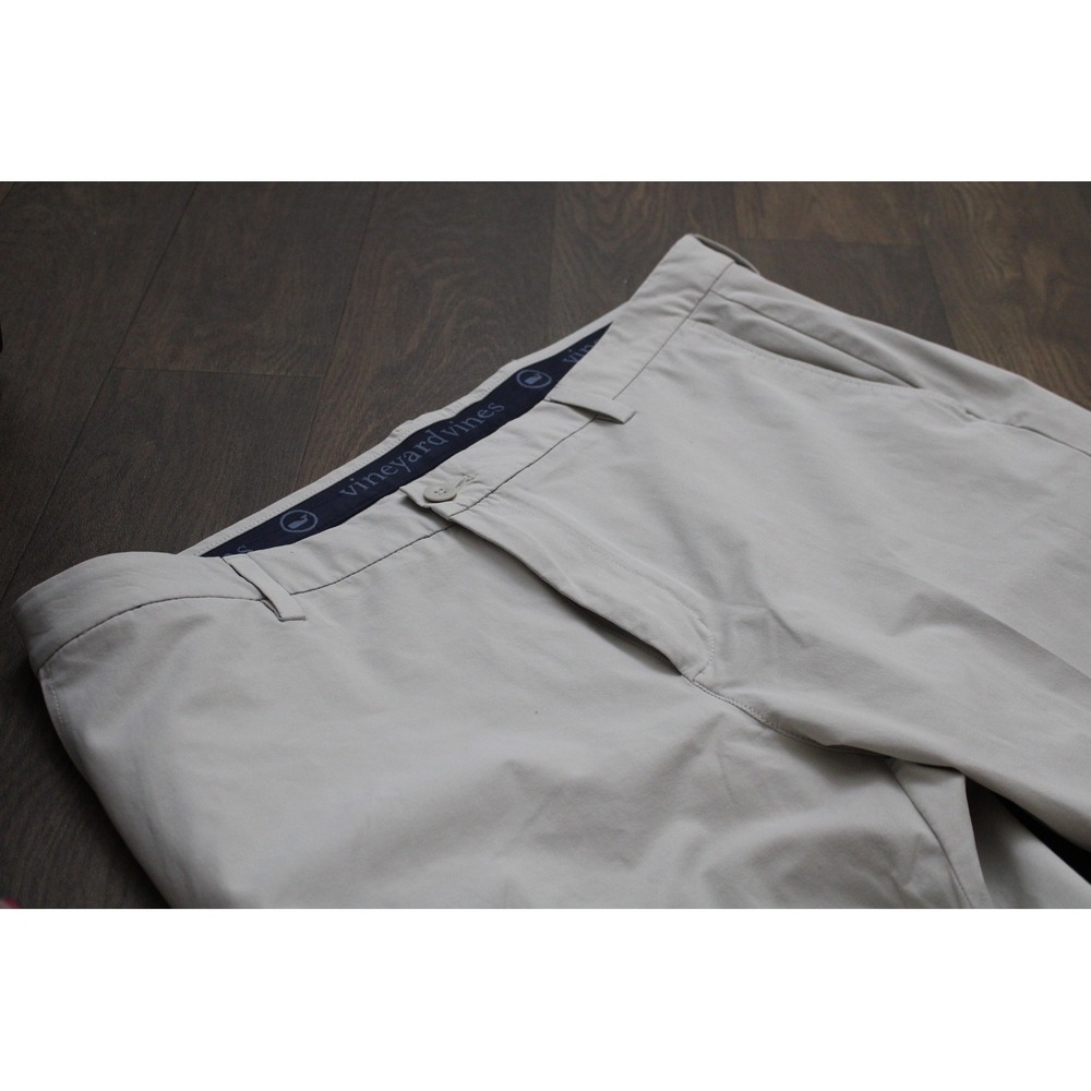 Vineyard Vines On-The-Go Pants Mens 40x32 Beige Stretch Chino Golf